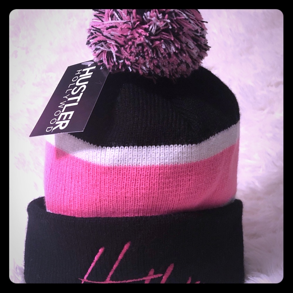 NEW! Ladies Thick Winter Beanie w/ POM by Hustler